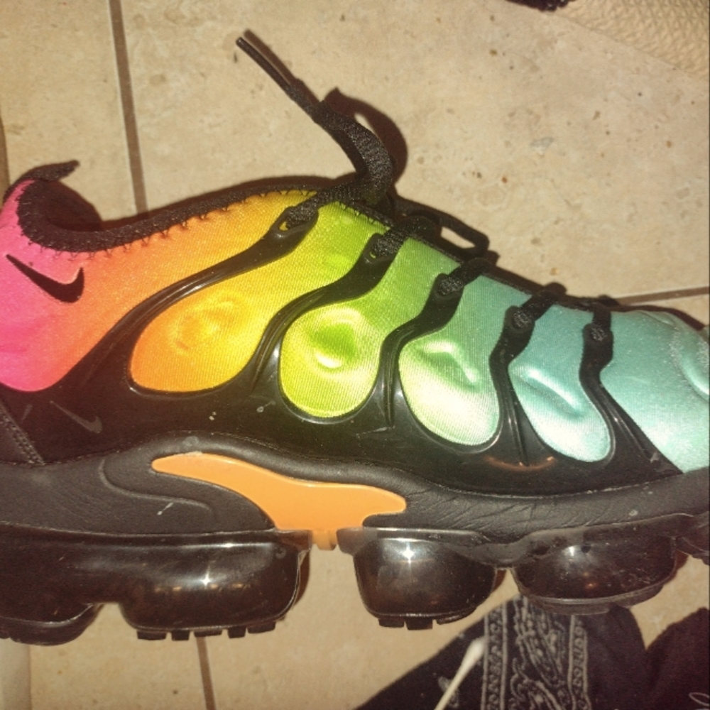 Nike Air Vapormax Plus "Tropical Sunset"